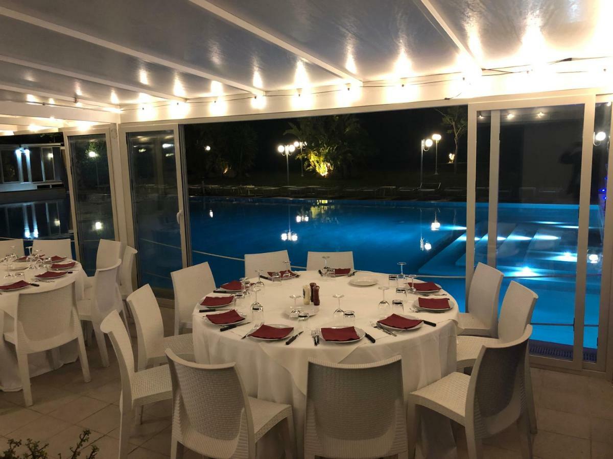 Valle Di Mare Country Resort Fontane Bianche Εξωτερικό φωτογραφία